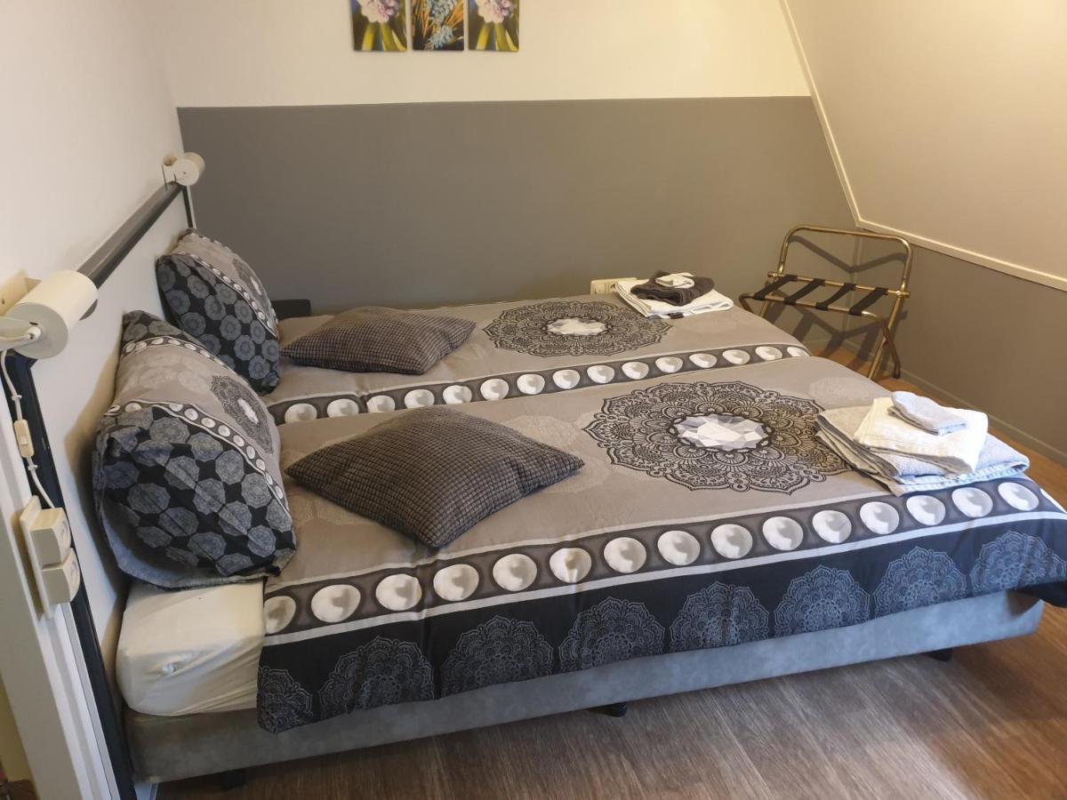 De Oude Smidse Bed & Breakfast Baexem Bagian luar foto