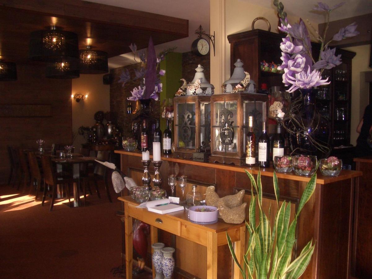 De Oude Smidse Bed & Breakfast Baexem Bagian luar foto
