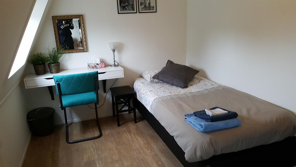 De Oude Smidse Bed & Breakfast Baexem Bagian luar foto